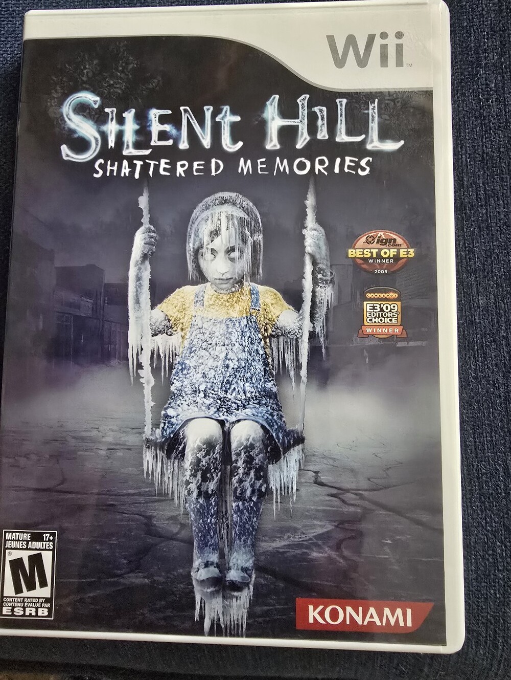 Konami Silent Hill: Shattered Memories for Wii - Black/Gray Case
